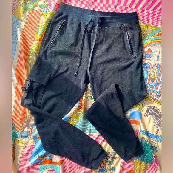 Alo Yoga XL Men’s Joggers 🌞
